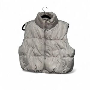 H&M cropped puffer vest